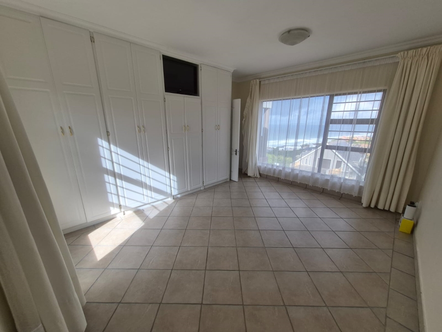 4 Bedroom Property for Sale in Dana Bay Western Cape
